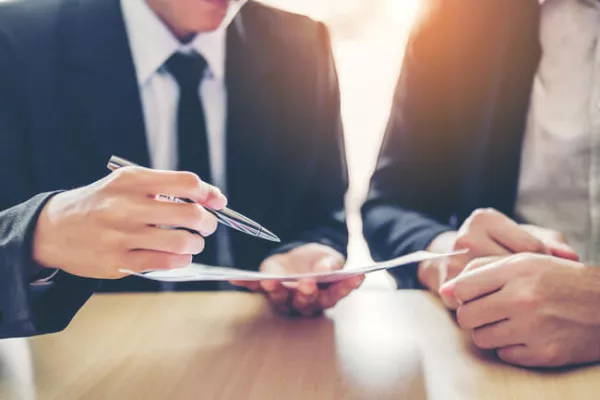 avocat-en-droit-du-travail-quelles-sont-ses-missions-et-activites.jpg